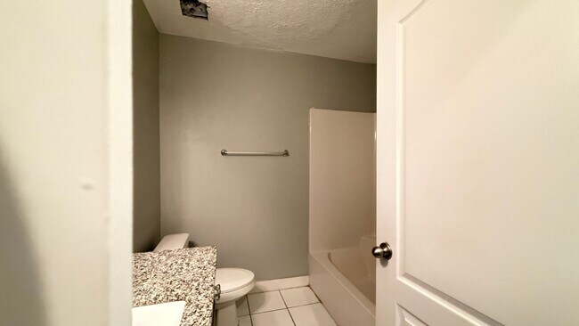 Building Photo - The Glads