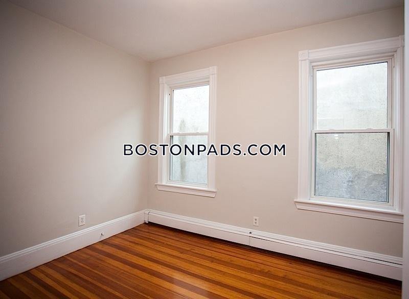 Building Photo - 202 Harvard St