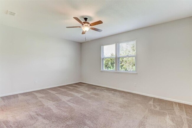 Building Photo - Spacious 4-Bedroom Home Near Amelia Island...
