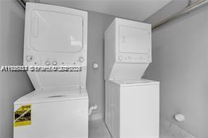 Building Photo - 303 NW 7th St