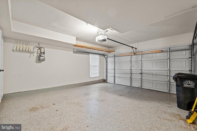 Building Photo - 306 S Fayette St
