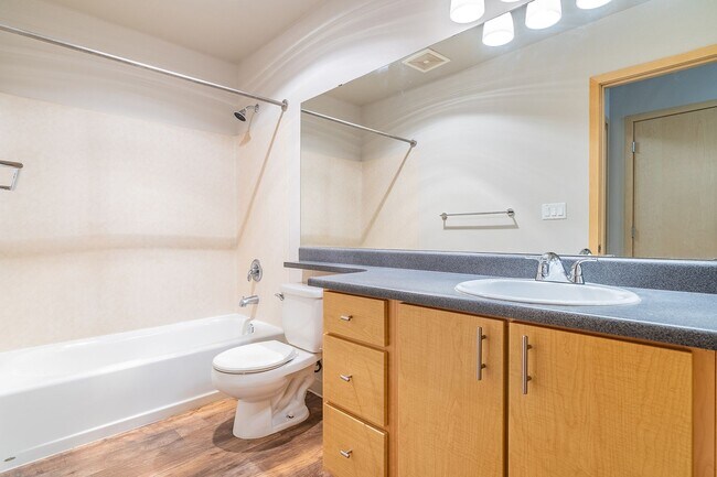 Interior Photo - Verse Seattle — Modern Living at the Heartbeat of the Central District