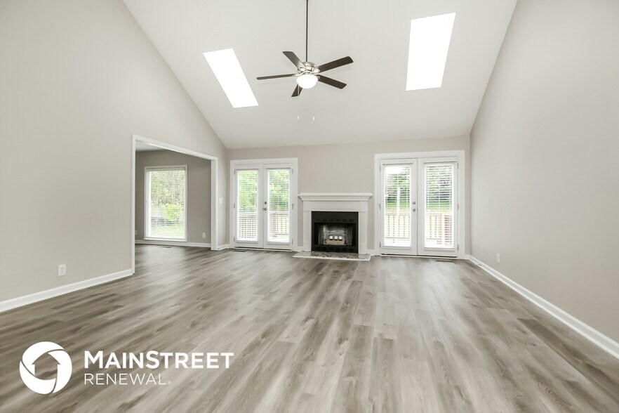 Building Photo - 2009 Hidden Cove Rd