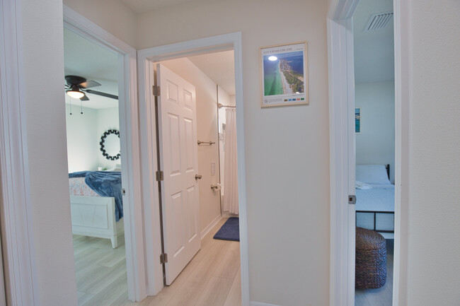 Building Photo - 3887 Hawkeye Cir
