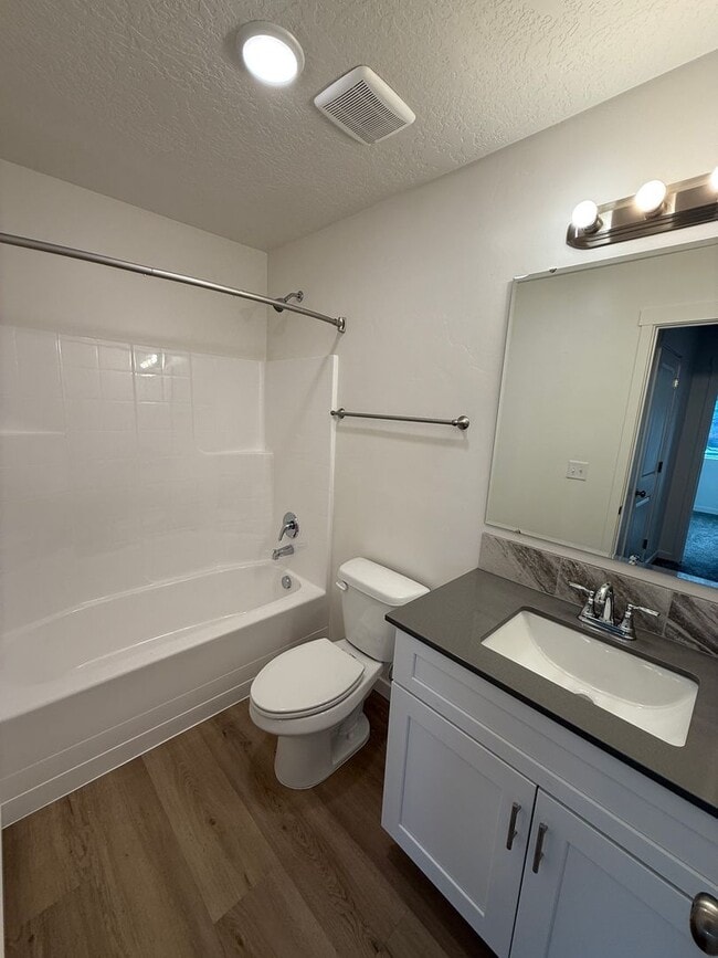 Building Photo - 5697 E Surfers Pt Ln