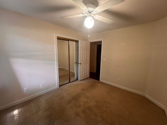 Building Photo - First Floor 3 Bedroom, 2 Bath Condo at Riverwoods in Murrells Inlet!