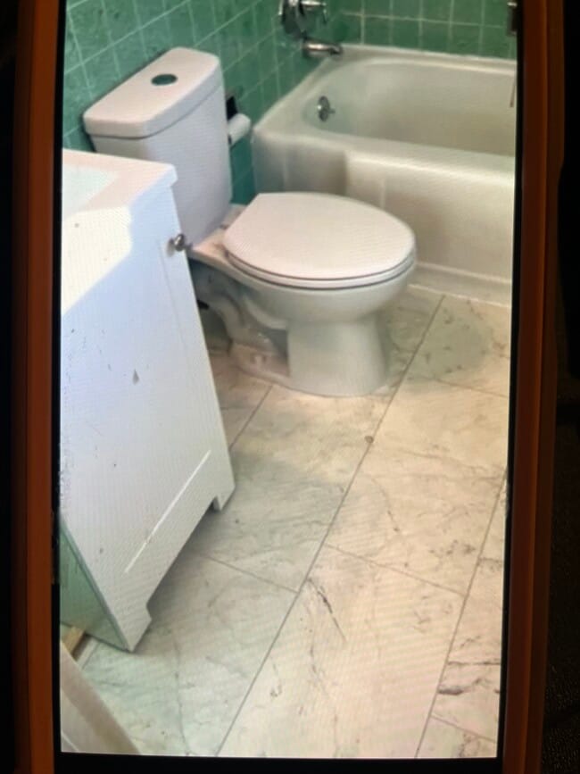 Building Photo - 39A Stark Ln