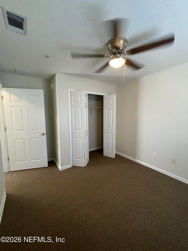 Building Photo - 6965 Ortega Woods Dr