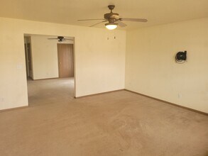 Building Photo - 16880 Huntington Ln