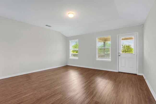 Building Photo - ONE MONTH FREE! Spacious 5-Bedroom Sanctuary with 2.5 Baths and Washer/Dryer Included!