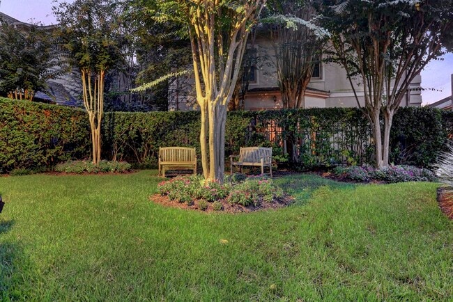 Building Photo - 5602 San Felipe St