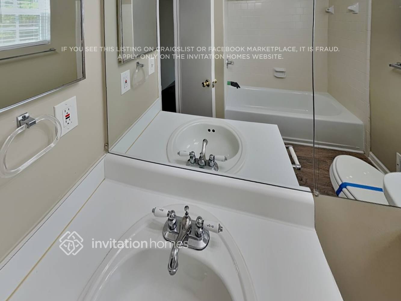 Building Photo - 11175 Bramshill Dr