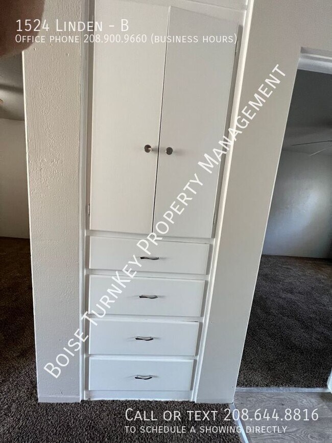 Building Photo - 1524 Linden-B