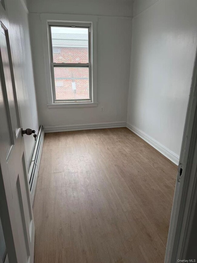 Building Photo - 643 72nd St