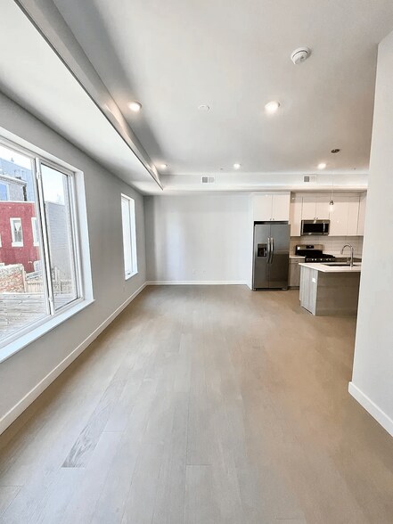 Building Photo - 1421 N Franklin St