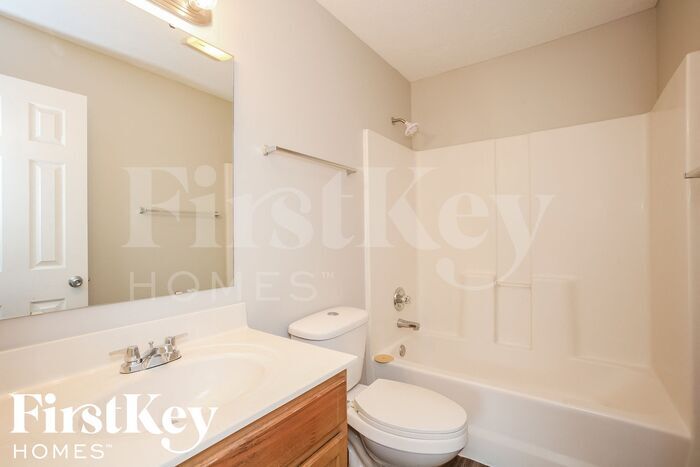 Building Photo - 7152 Moon Ct