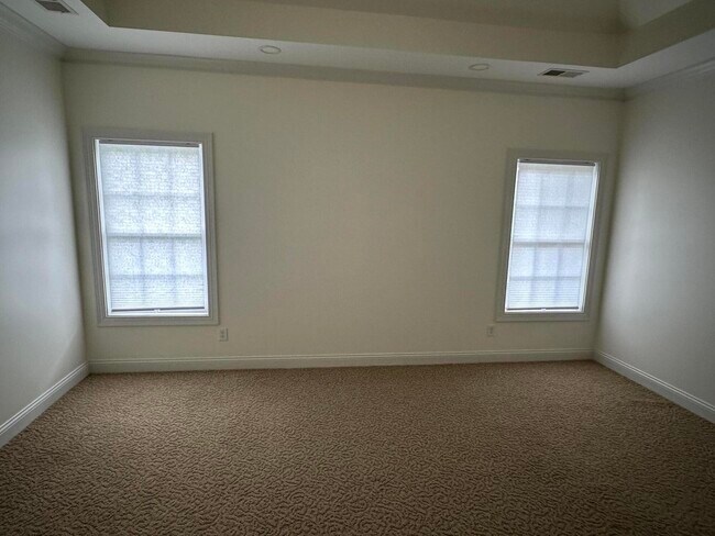 Building Photo - 106 Wisteria Ln