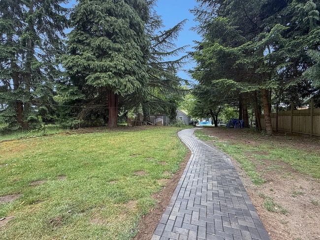 Building Photo - 12060 10th Ave S