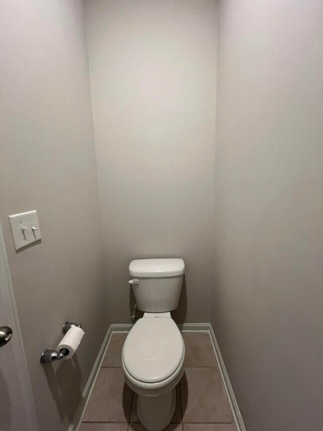 Building Photo - 3177 Mayflower Ln