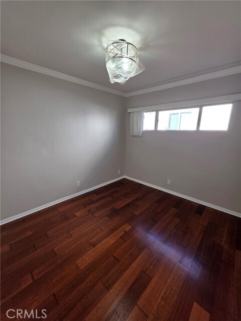 Building Photo - 208 W 90th St