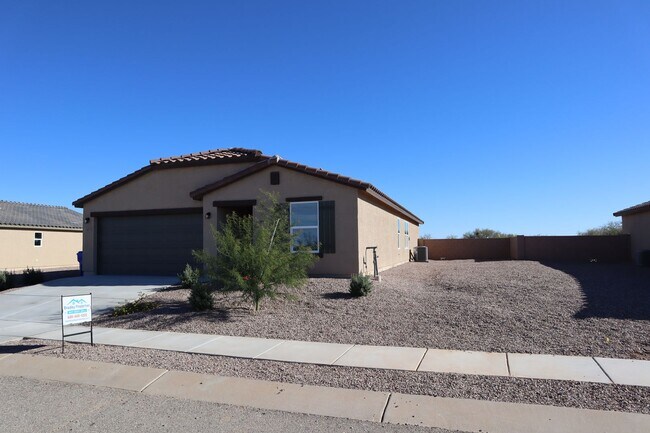 Building Photo - ~Pristine 2024 Luxury Home with Majestic Mountain Views~