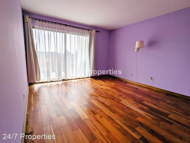 Building Photo - 2 br, 2 bath House - 4926 S. Corbett Ave. ...