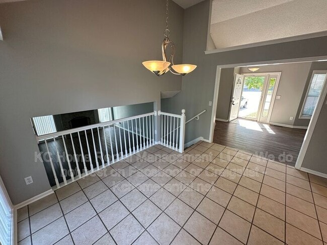 Building Photo - 3304 NW 84th Terrace