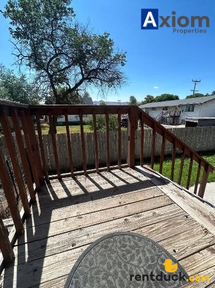 Building Photo - 674 W Cedar-2