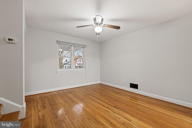 Building Photo - 340 Wesmond Dr