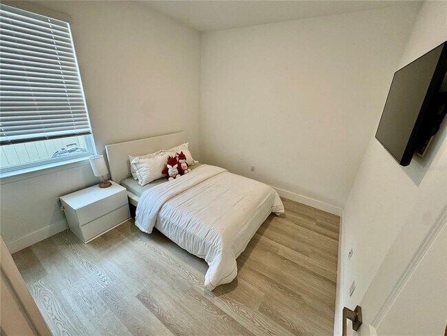 Building Photo - 4330 Davos Dr