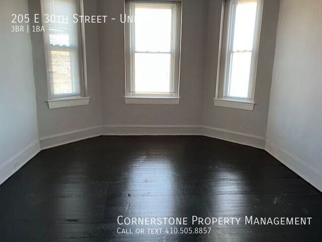 Building Photo - 205 E 30th St