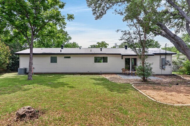 Building Photo - 5102 Ravensdale Ln