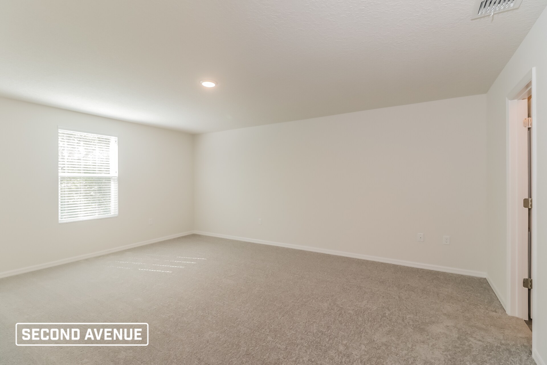 Building Photo - 9640 N Gaillardia Way