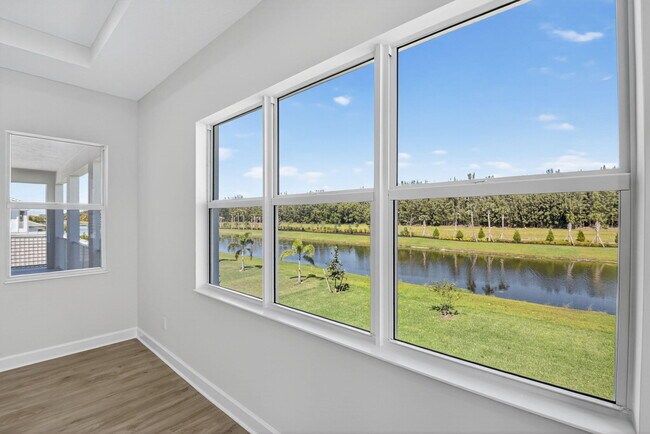 Building Photo - 15120 Wildwood Cir