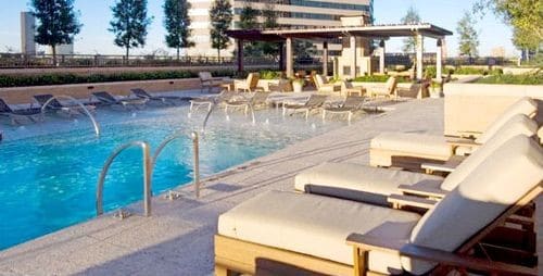 Building Photo - 7 Riverway