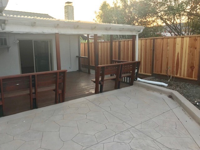 Building Photo - Dublin, Cedar Lane, 3BD/2BA, one-story in Echo Park