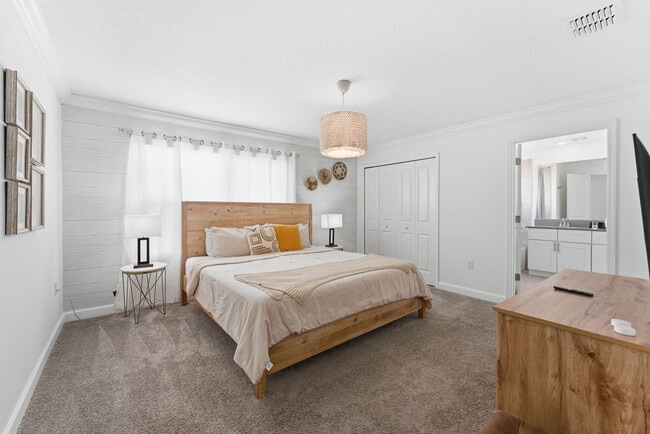 Building Photo - 4224 Paragraph Dr