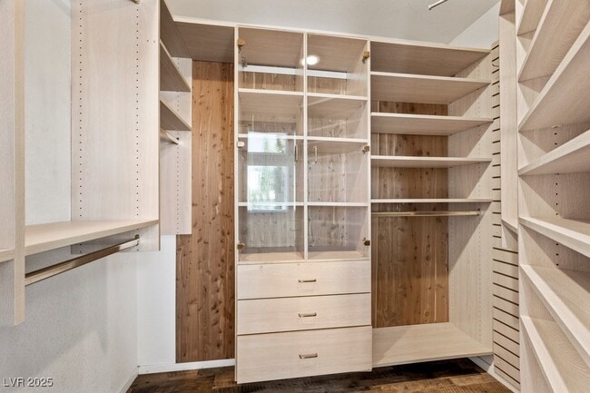 Building Photo - 8420 Haven Brook Ct