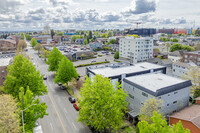 Building Photo - 810 Yakima
