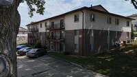 Building Photo - 827 Southwest Blvd