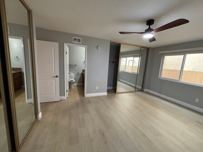 Building Photo - ***$500 Off the first months rent If you apply before the end of the January**** Beautiful and up...