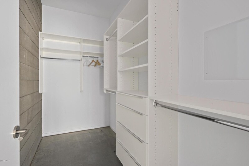 Building Photo - 1316 E Fillmore St