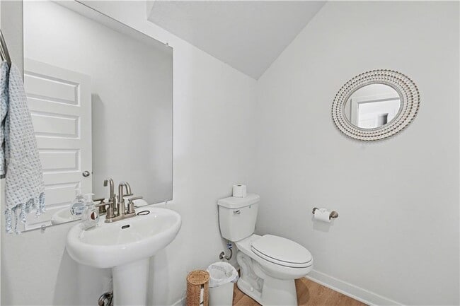 Building Photo - 4885 W Triangle St