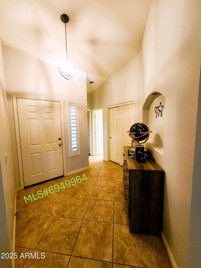 Building Photo - 14750 W Avalon Dr