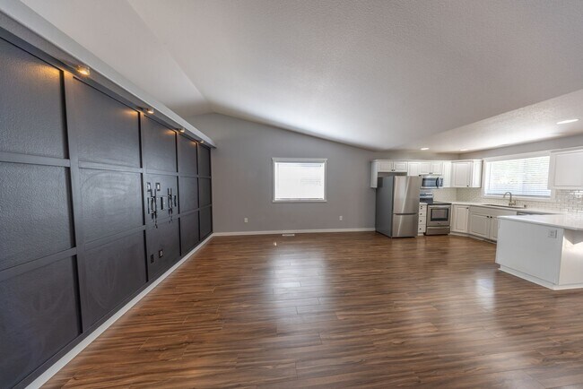 Building Photo - One Level Ranch Home - Three Bedrooms