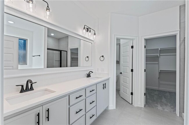 Building Photo - 1910 Farmer St