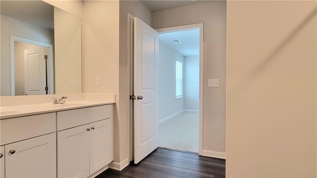 Building Photo - 17 Wynn Wy