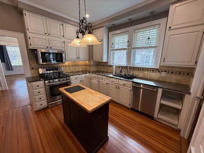 Building Photo - 340 W End Blvd