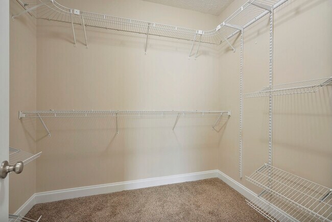 Building Photo - 2813 Franciscan Dr