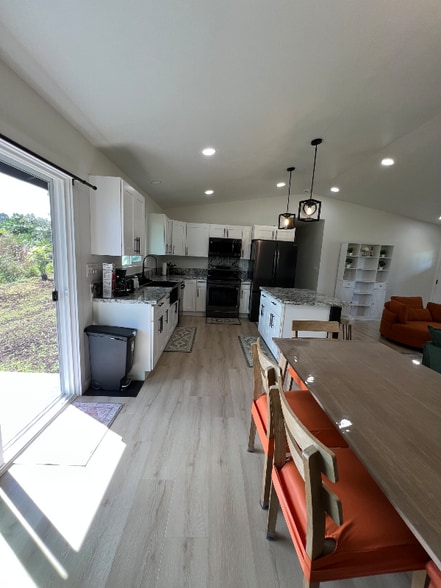 Building Photo - 16-2144-2144 Treefern Dr